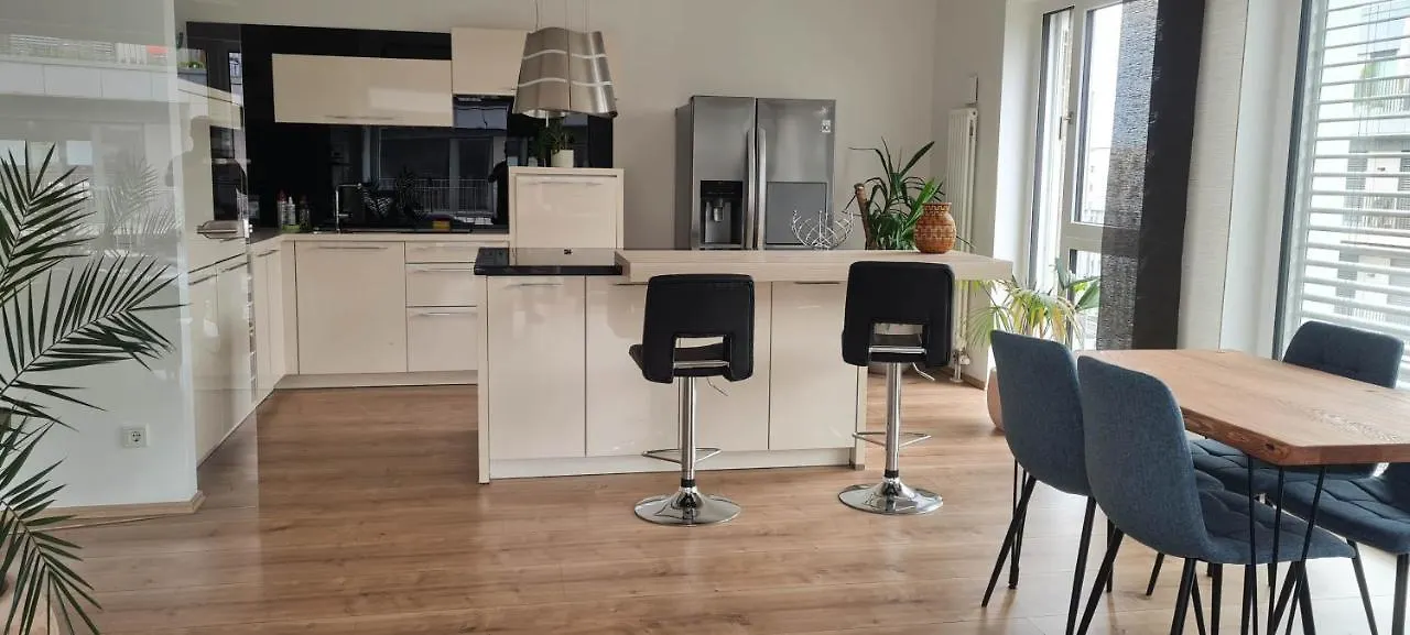 Luxuswohnung Mit Weserblick Naehe City Bréma 0*,  Németország